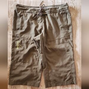 Salomon Womens Size 12 Green Stretch Capris Cycling Biking Hiking Camping Pants